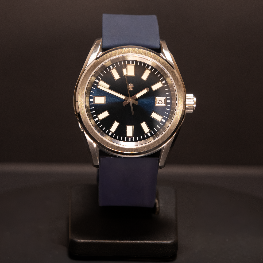 Forge & Crown Crown Harbor Automatic, front view of the 38 mm blue dial watch with blue silicone strap