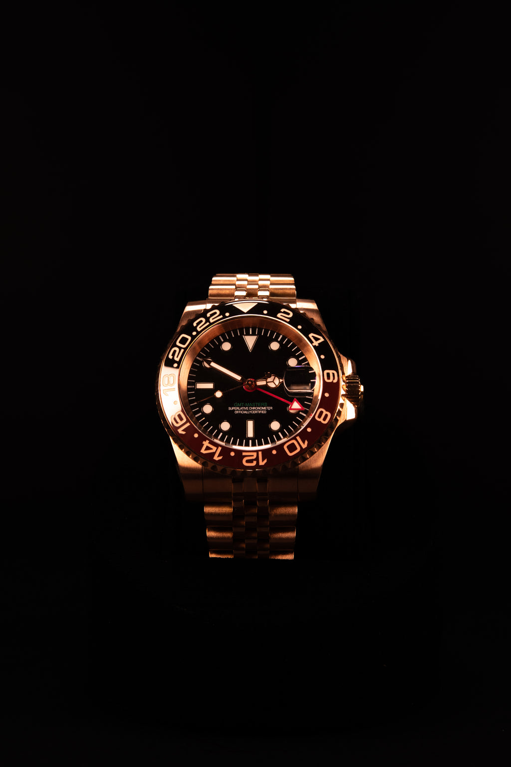 Crown Explorer Automatic GMT  - 40mm