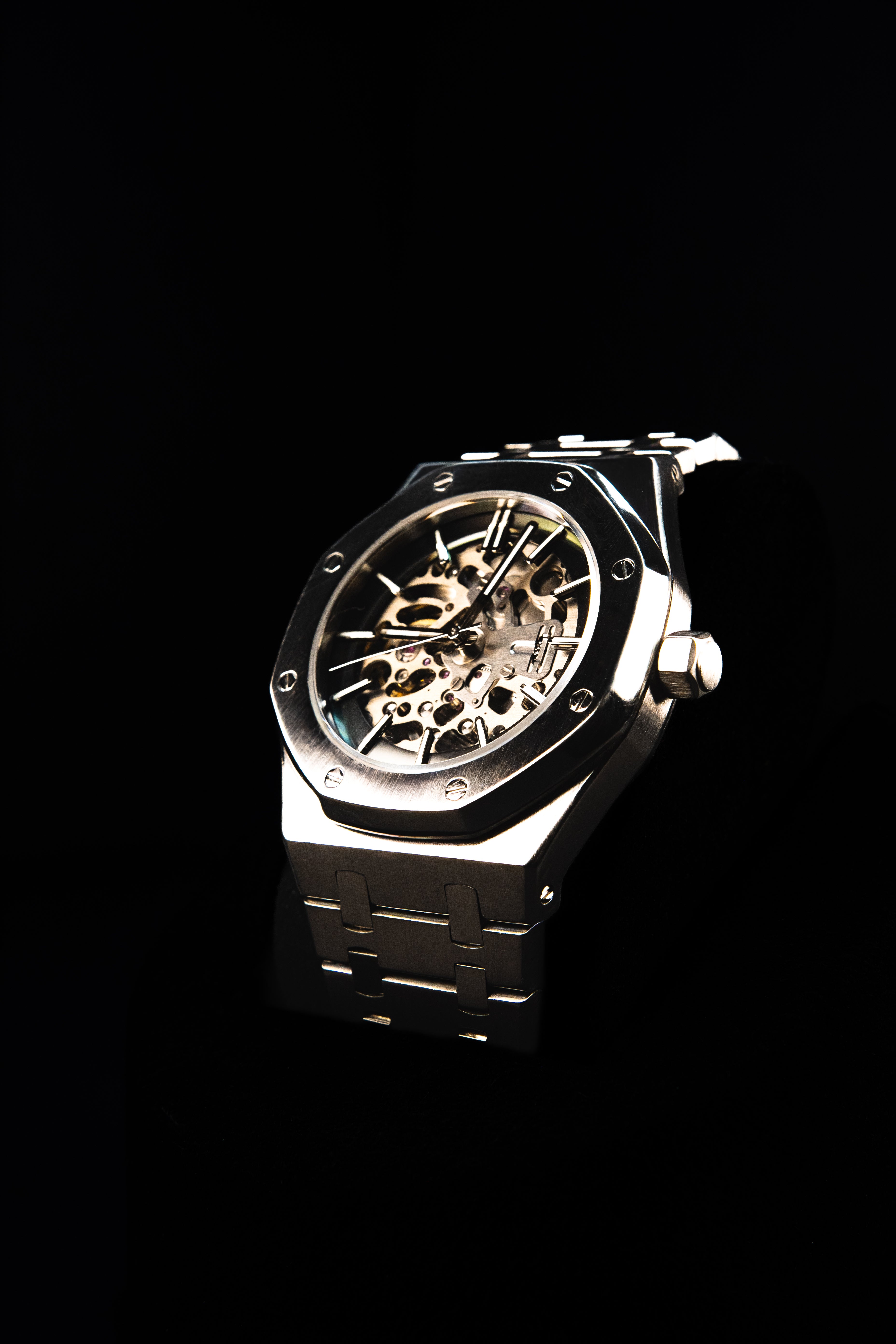 Crown Vertex Skeleton Automatic - Silver, 43mm