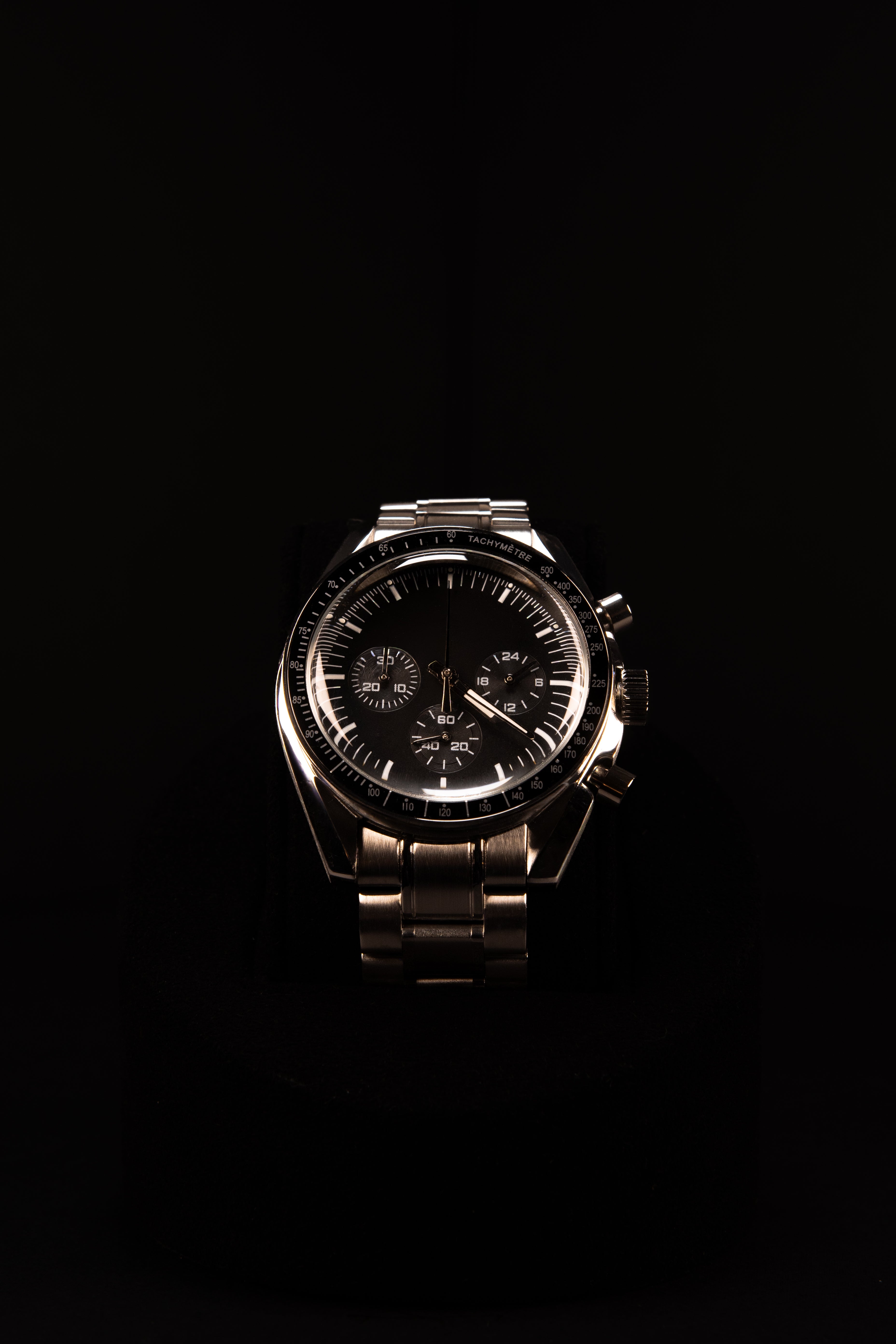 Crown Apex Classic Quartz Chronograph - Black, 39mm