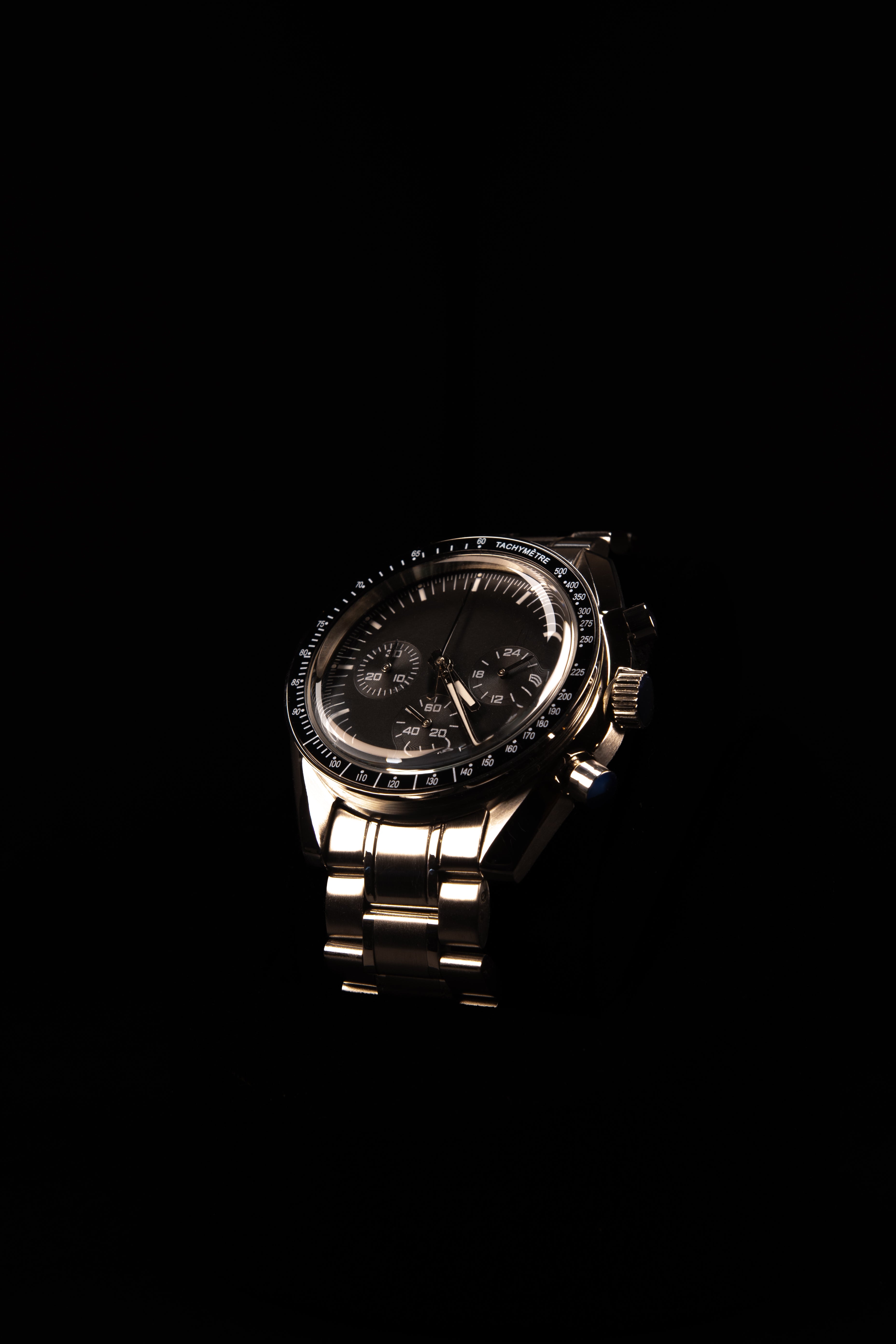 Crown Apex Classic Quartz Chronograph - Black, 39mm